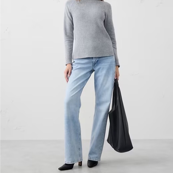 Banana Republic Vegan Suede Slouchy Tote - Picture 14 of 14